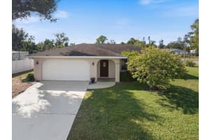 3568 Roslyn Rd, VENICE
