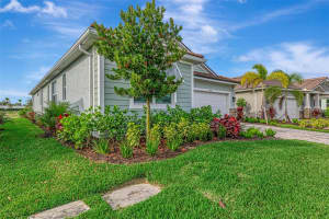 11647 MYAKKA BLUE DRIVE, VENICE, FL 34293 - MLS#MFRN6141832