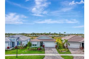 11647 MYAKKA BLUE DRIVE, VENICE, FL 34293 - MLS#MFRN6141832