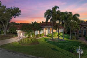 5098 HANGING MOSS LANE, SARASOTA, FL 34238 - MLS#MFRN6141857