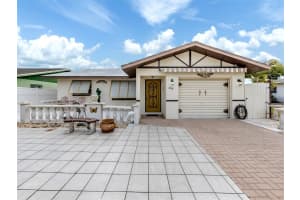 1028 LILLIAN STREET, VENICE, FL 34285 - MLS#MFRN6141858