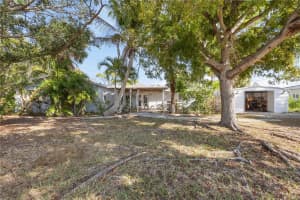 300 FIELD AVENUE, VENICE, FL 34285 - MLS#MFRN6141881