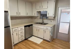 560 LILY OF THE VALLEY DRIVE, VENICE, FL 34293 - MLS#MFRN6141894