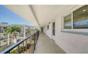 708 TAMIAMI TRAIL, VENICE, FL 34285 - MLS#MFRN6141965