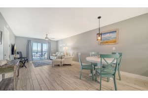 708 TAMIAMI TRAIL, VENICE, FL 34285 - MLS#MFRN6141965