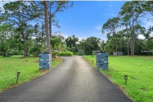 3740 ABERDEEN DRIVE, SARASOTA, FL 34240 - MLS#MFRN6141991