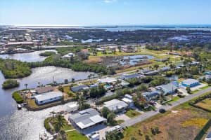 1073 ALSTON LANE, ENGLEWOOD, FL 34223 - MLS#MFRN6142012