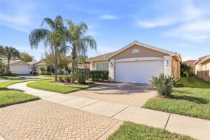 15767 Crystal Waters Dr, WIMAUMA