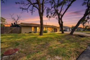 5755 OXALIS ROAD, VENICE, FL 34293 - MLS#MFRN6142132