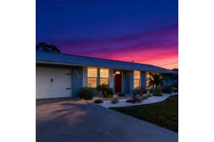 530 S BROADWAY, ENGLEWOOD, FL 34223 - MLS#MFRN6142141