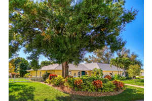 1240 PARADISE WAY, VENICE, FL 34285 - MLS#MFRN6142148