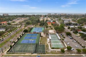 528 BARCELONA AVENUE, VENICE, FL 34285 - MLS#MFRN6142208