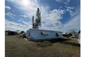 919 CORTINA BOULEVARD, VENICE, FL 34285 - MLS#MFRN6142345