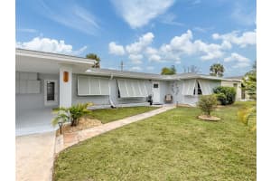 825 NOKOMIS AVENUE, VENICE, FL 34285 - MLS#MFRN6142423