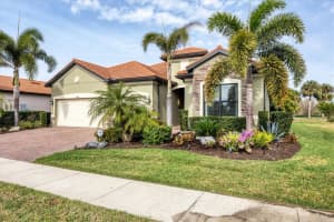 10805 WHISK FERN DRIVE, VENICE, FL 34293 - MLS#MFRN6142443