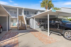 880 BIRD BAY DRIVE, VENICE, FL 34285 - MLS#MFRN6142521