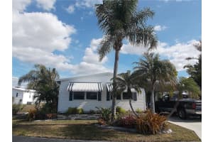 467 Boxwood Dr, VENICE