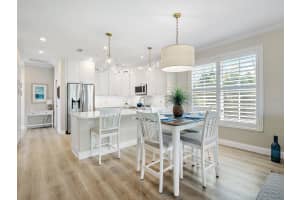 337 SUNSET LAKE BOULEVARD, VENICE, FL 34292 - MLS#MFRN6142614