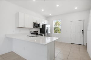 8757 DAYBREAK STREET, SARASOTA, FL 34241 - MLS#MFRN6142679