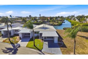 621 Fair Winds Dr #621, NOKOMIS