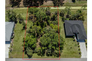 LAVILLA AVE, NORTH PORT, FL 34286 - MLS#MFRN6142713