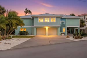 611 CASEY KEY ROAD, NOKOMIS, FL 34275 - MLS#MFRN6142714