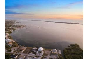 949 SUNCREST LANE, ENGLEWOOD, FL 34223 - MLS#MFRN6142715