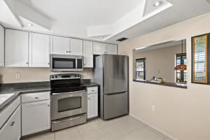 1770 LAKE PLACE, VENICE, FL 34293 - MLS#MFRN6142728