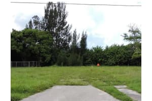 189 POINSETTIA CIRCLE, PORT CHARLOTTE, FL 33952 - MLS#MFRN6142765