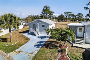 204 CROWN POINT DRIVE, NOKOMIS, FL 34275 - MLS#MFRN6142800