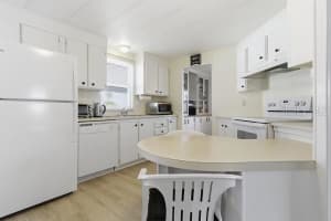 499 LONGWOOD DRIVE, VENICE, FL 34285 - MLS#MFRN6142827