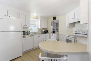 499 LONGWOOD DRIVE, VENICE, FL 34285 - MLS#MFRN6142827