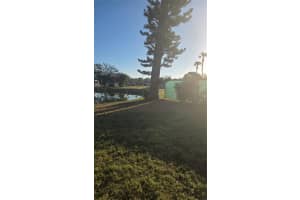 5026 WATER OAK DRIVE, BRADENTON, FL 34207 - MLS#MFRN6142847