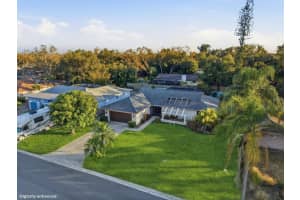 3978 HELENE STREET, SARASOTA, FL 34233 - MLS#MFRN6142850