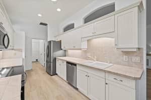 121 AMORA AVENUE, VENICE, FL 34285 Sold 03/02/26