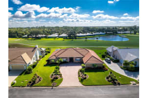 810 Carnoustie Dr, VENICE