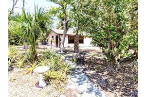 2331 MISSION VALLEY BOULEVARD, NOKOMIS, FL 34275 - MLS#MFRN6142893