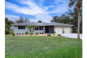 1216 Sunset Ave, NOKOMIS