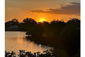 498 BUENA VISTA DRIVE, NOKOMIS, FL 34275 - MLS#MFRN6142938