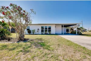 140 Poinsettia Cir Ne, PORT CHARLOTTE