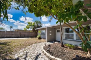 1937 GOLD AVENUE, SARASOTA, FL 34235 - MLS#MFRN6142964