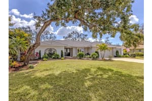 1388 Vermeer Dr, NOKOMIS