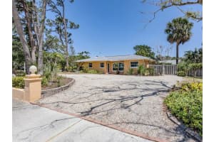 337 HARBOR DRIVE, VENICE, FL 34285 - MLS#MFRN6143081