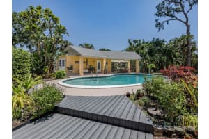 337 HARBOR DRIVE, VENICE, FL 34285 - MLS#MFRN6143081