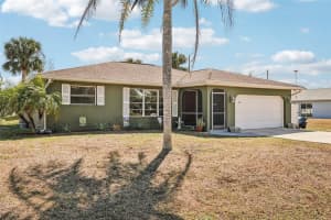 651 Porpoise Rd, VENICE