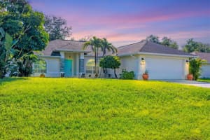 1550 BISCAYNE DRIVE, NORTH PORT, FL 34287 - MLS#MFRN6143254