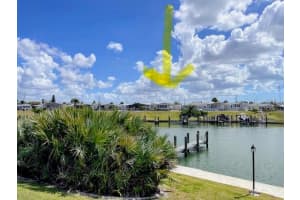 817 S WATERWAY, VENICE, FL 34285 - MLS#MFRN6143280