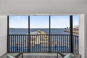 2711 1ST STREET, FORT MYERS, FL 33916 - MLS#MFRN6143294