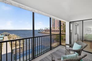 2711 1ST STREET, FORT MYERS, FL 33916 - MLS#MFRN6143294