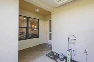 260 SOUTHAMPTON DRIVE, VENICE, FL 34293 - MLS#MFRN6143341